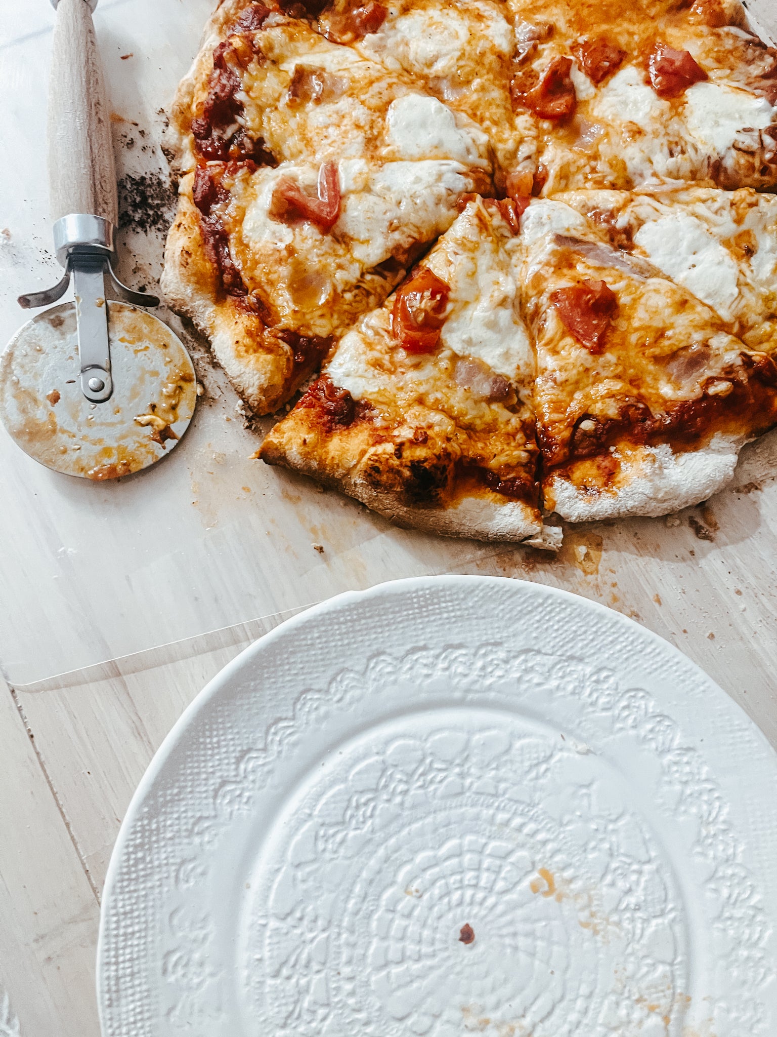 Handmade ceramic pieces for summer entertaining by Muddy Heart