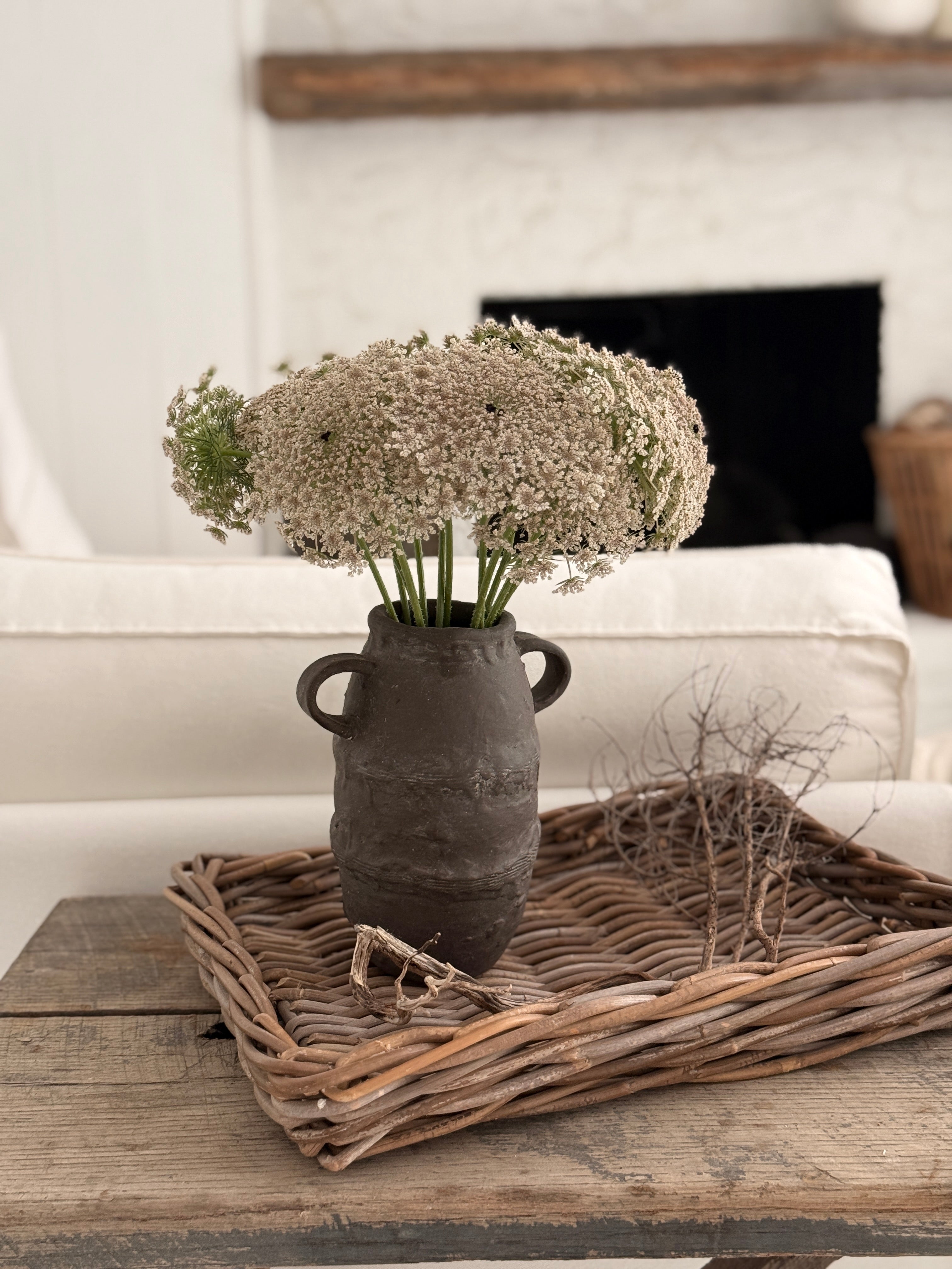 Handmade ceramic decor objects by Muddy Heart