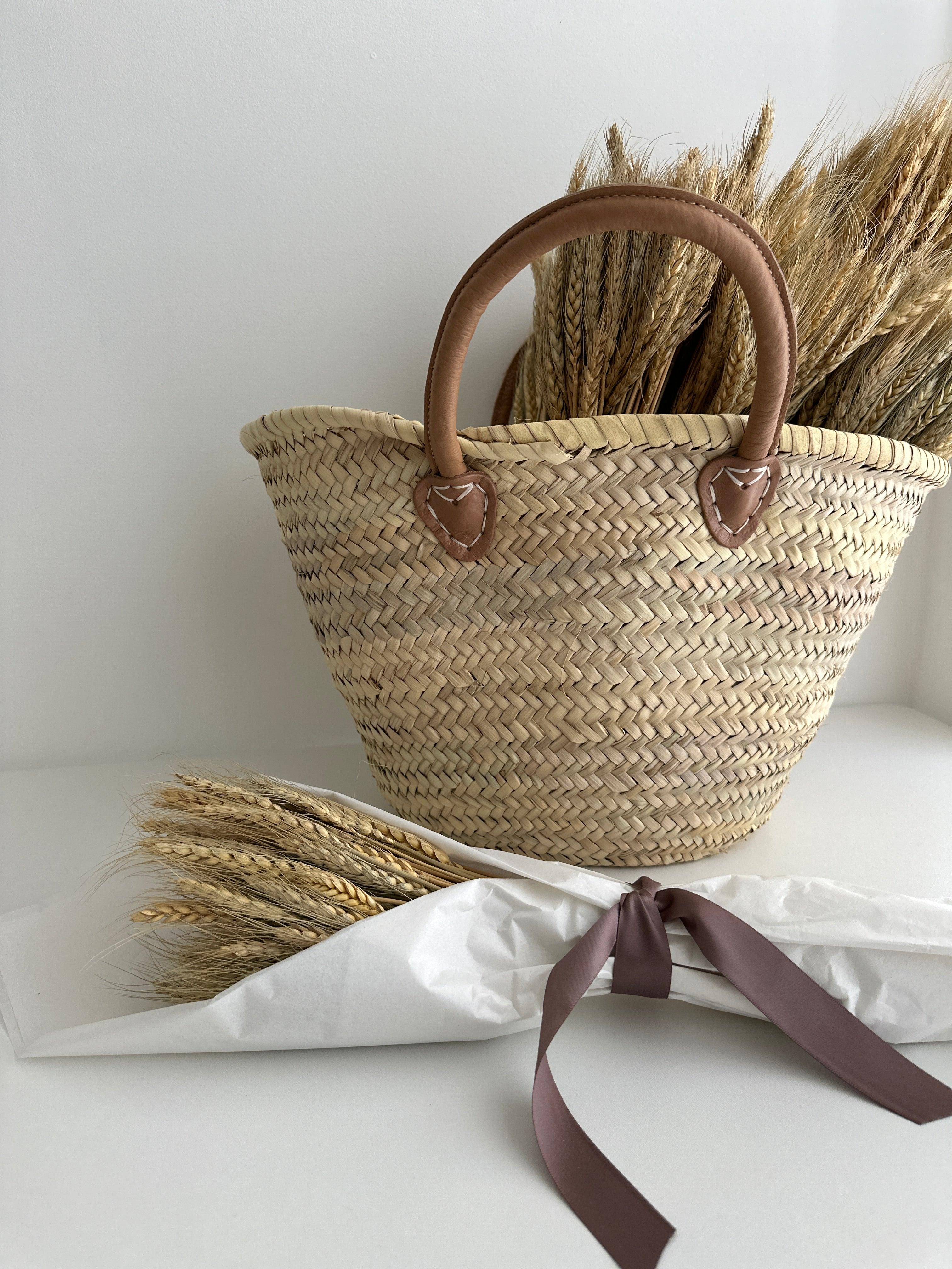 Bundle of 100 natural dried wheat stems in golden tones with soft sage undertones, 16 inches long, for autumn vase and mantel decor